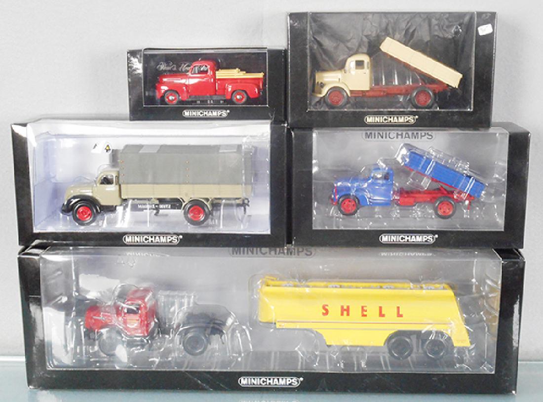 5 PAULS MINICHAMPS VEHICLES (1 of 1)