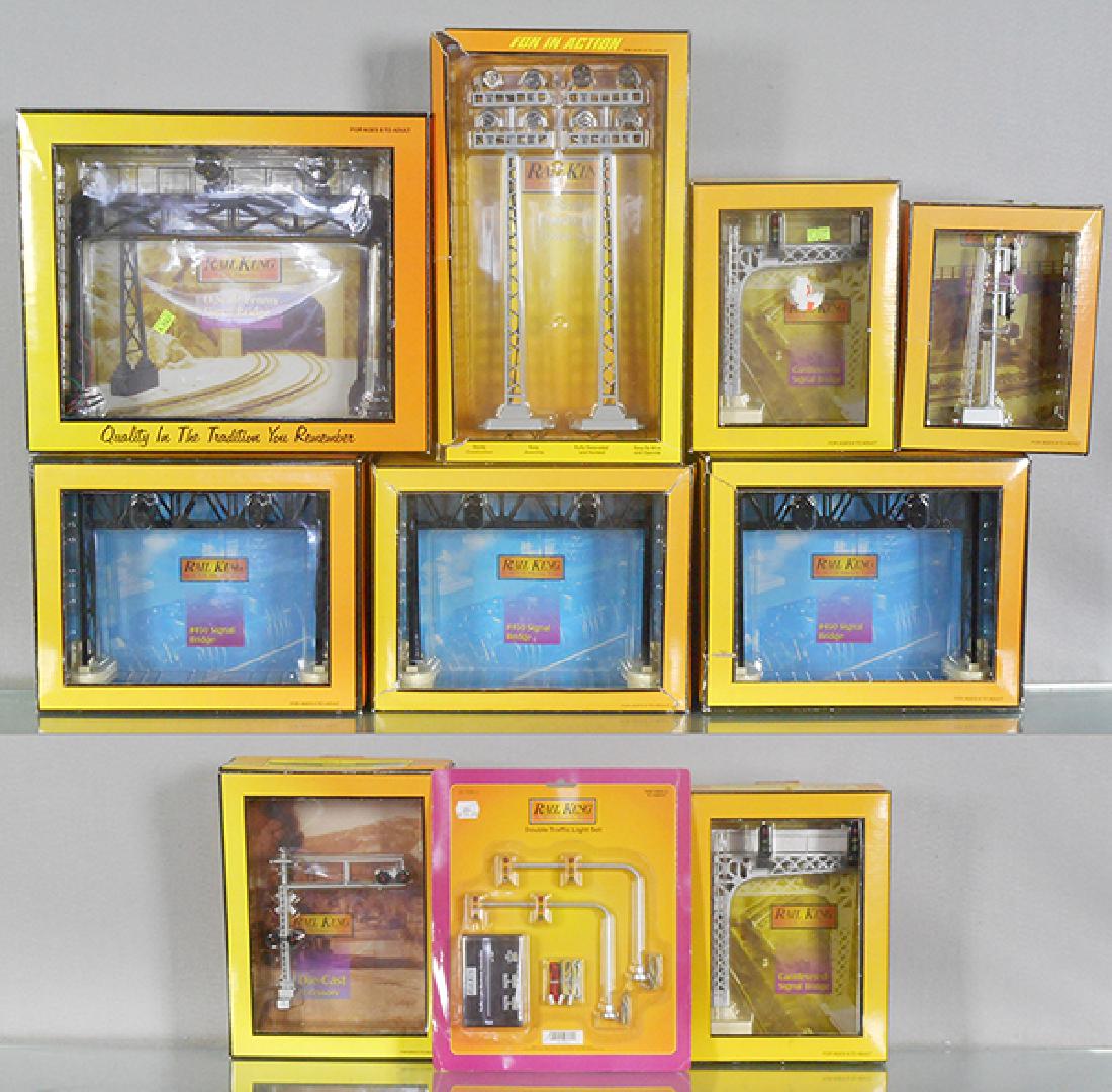 10 MTH ACCESSORIES (1 of 1)