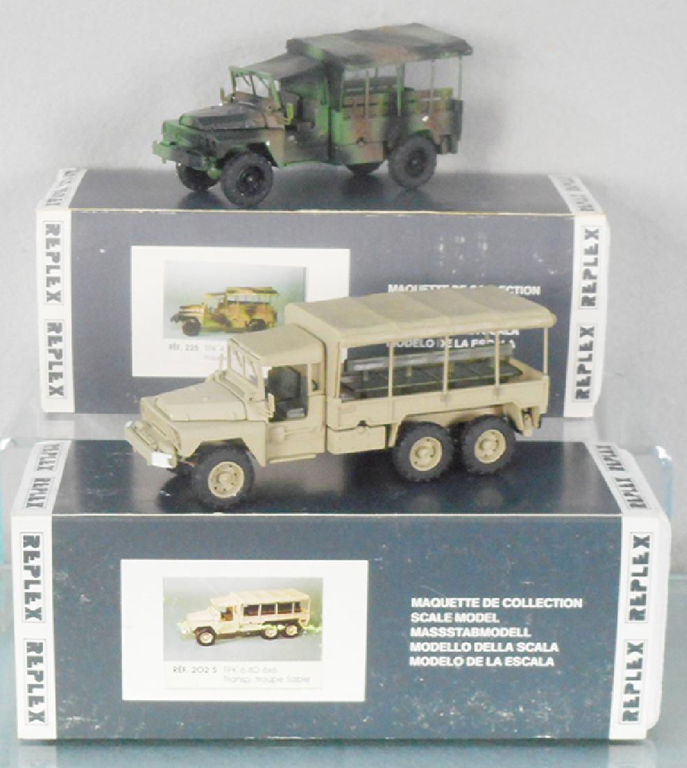 2 REPLEX 43 ARMY TRUCKS (1 of 1)