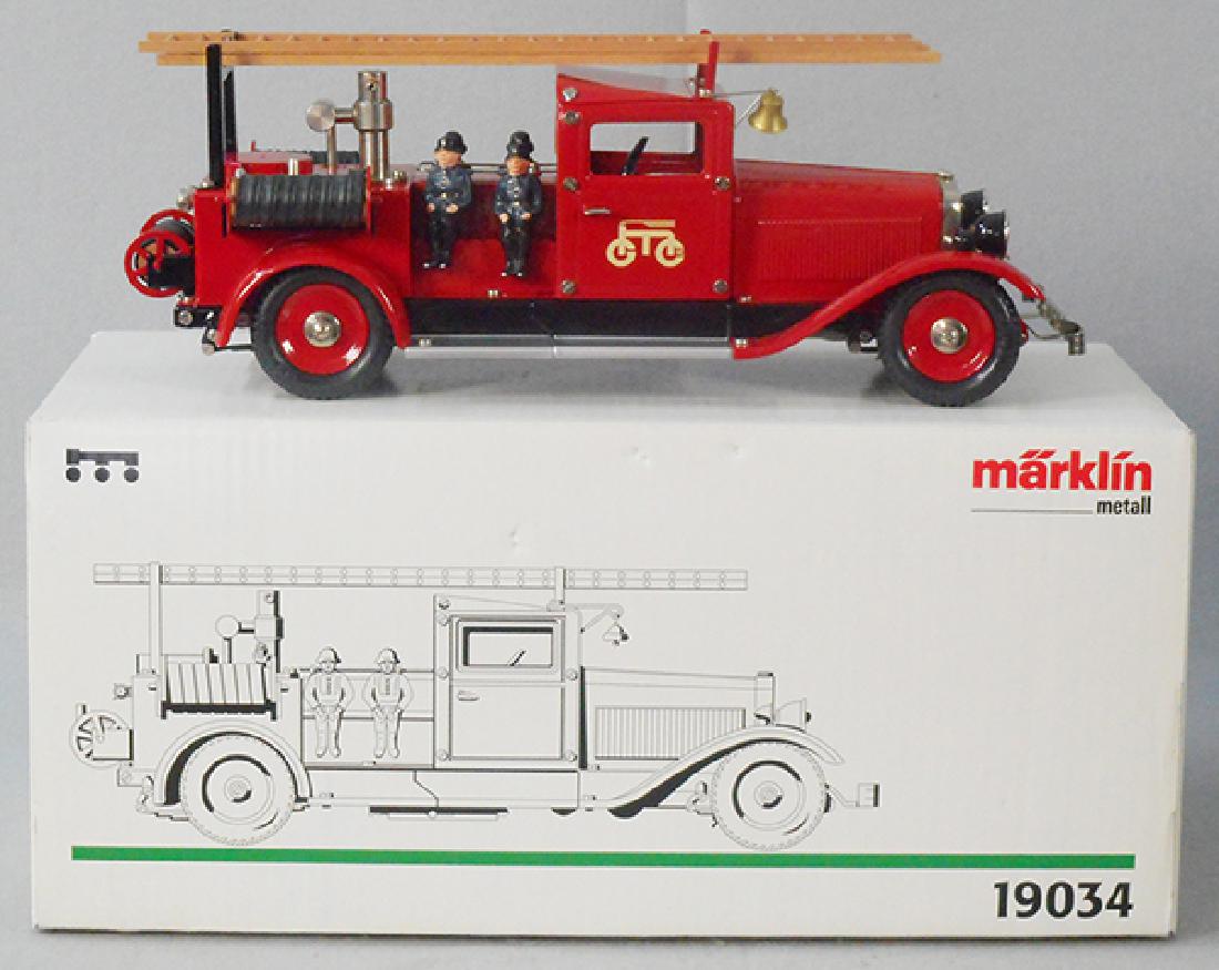 MARKLIN 19034 FIRE TRUCK (1 of 1)