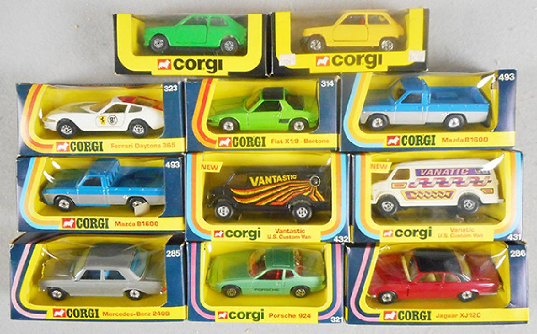 11 CORGI VEHICLES (1 of 1)