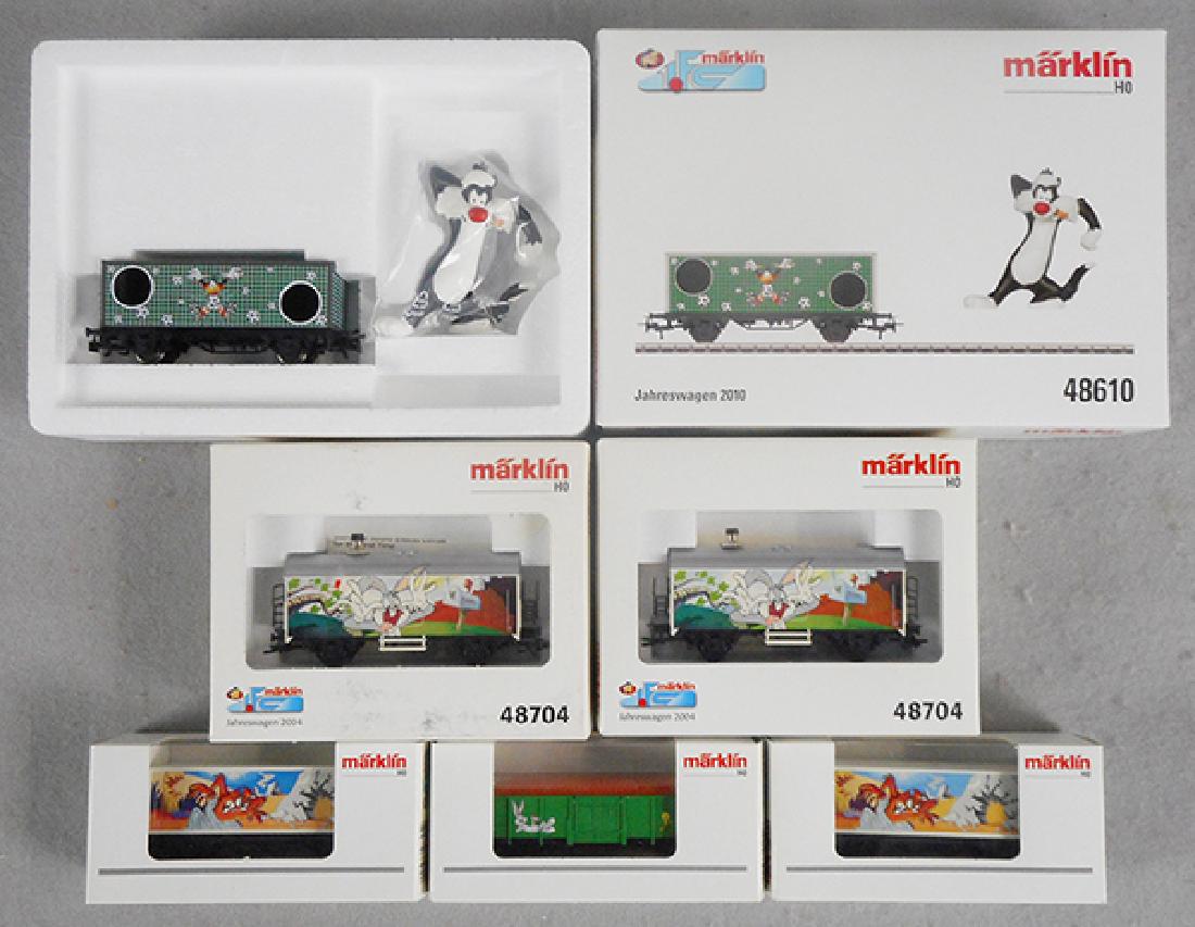 6 MARKLIN LOONEY TUNES CARS (1 of 1)
