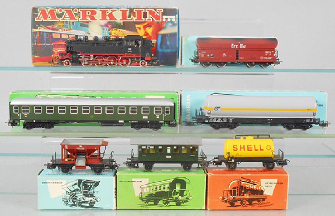 MARKLIN TRAIN SET: HO ga, 3096 tank loco w/cars 4624, 4022, 4628, 4610, 4000, 4502, orig boxes minor to some wear, 1 incom, C6-8.