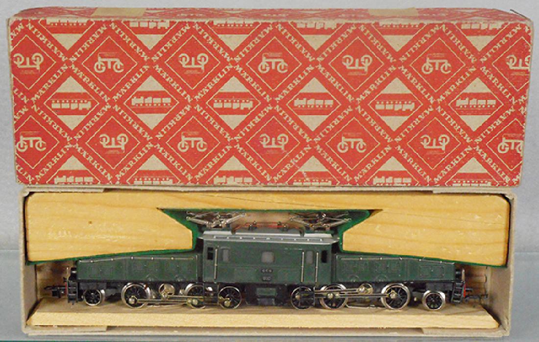 MARKLIN 3015 CCS-800 CROCODILE LOCO: HO ga, 9th version from 1957-59, orig box & wood inserts minor wear, C7-8.
