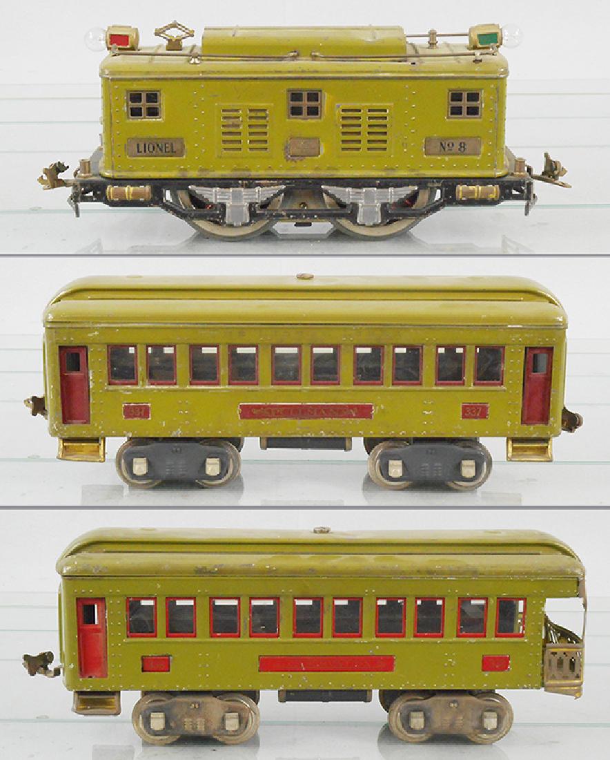 LIONEL TRAIN SET: std ga, 8 loco, missing 1 piece of roof trim, 337 Pullman, dent in roof, 338 obsv, C4.