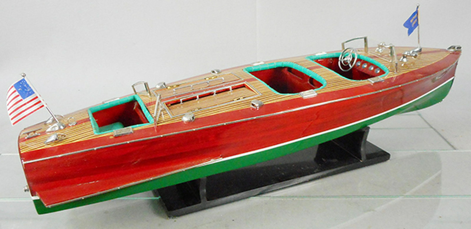 HACKER CRAFT WOODEN BOAT: assembled kit, 32 in long, w/plush seats, C7-8.