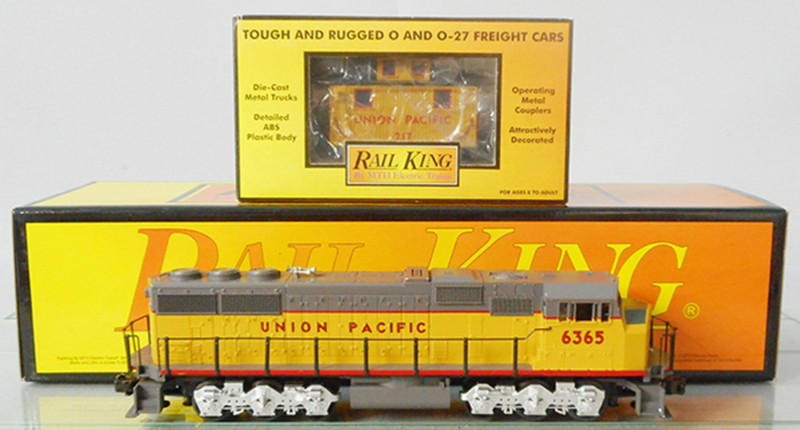 MTH RAIL KING UNION PACIFIC SET: 30-2117-0 SD60M diesel, twin motors, w/horn, 30-7729 bobber caboose, orig boxes & inserts, C8-9.