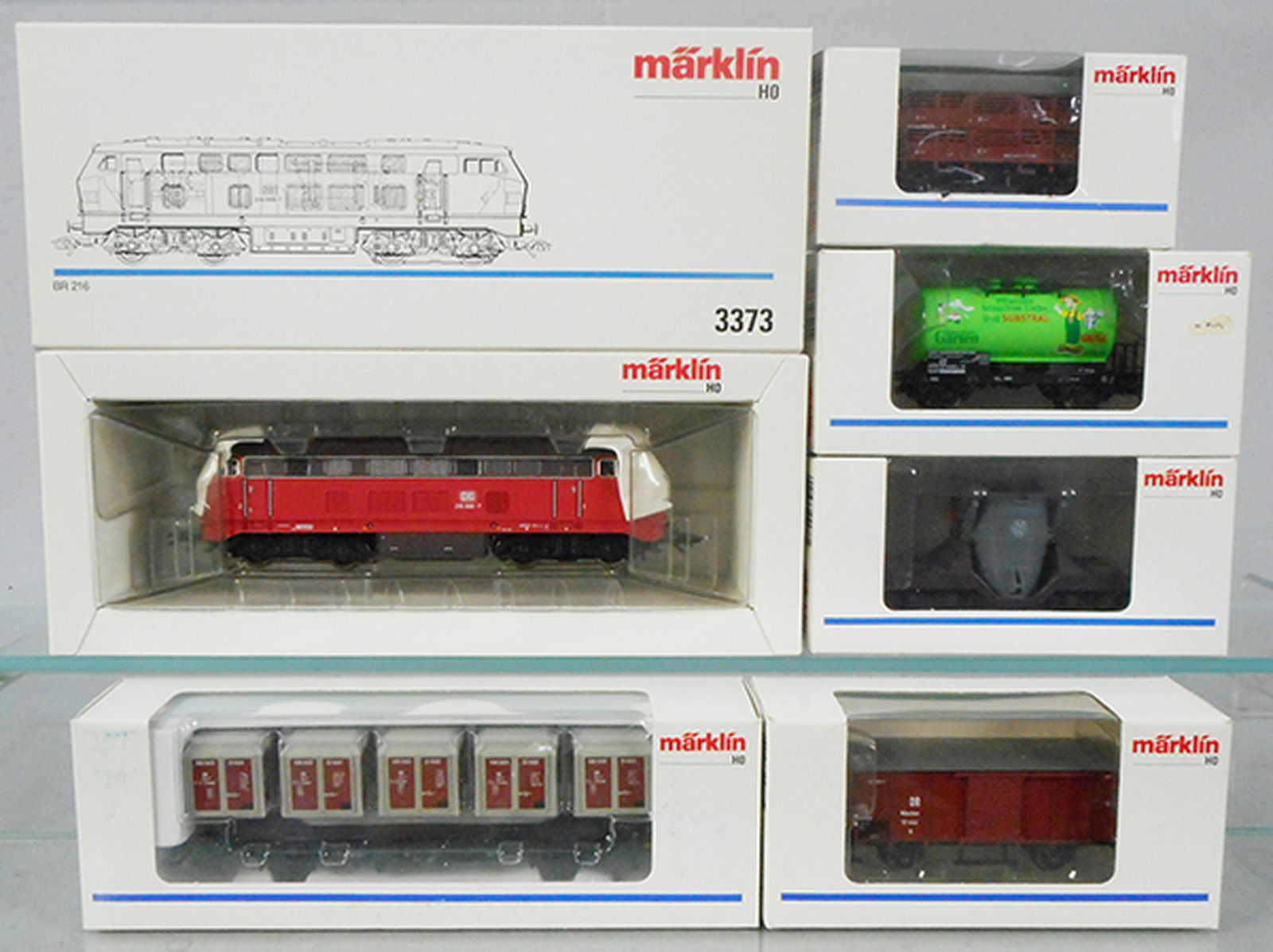 MARKLIN TRAIN SET: HO ga, 3373 loco, digital ready w/cars 4767, 4877, 4478, 46424, 4888, orig boxes & inserts, C9.
