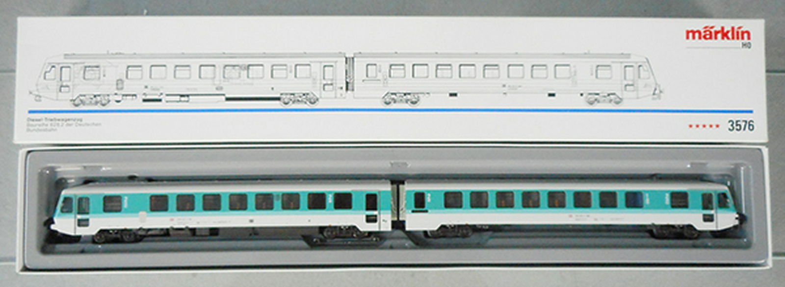 MARKLIN 3576 DIESEL RAILCAR: HO digital, orig box & insert, C9.