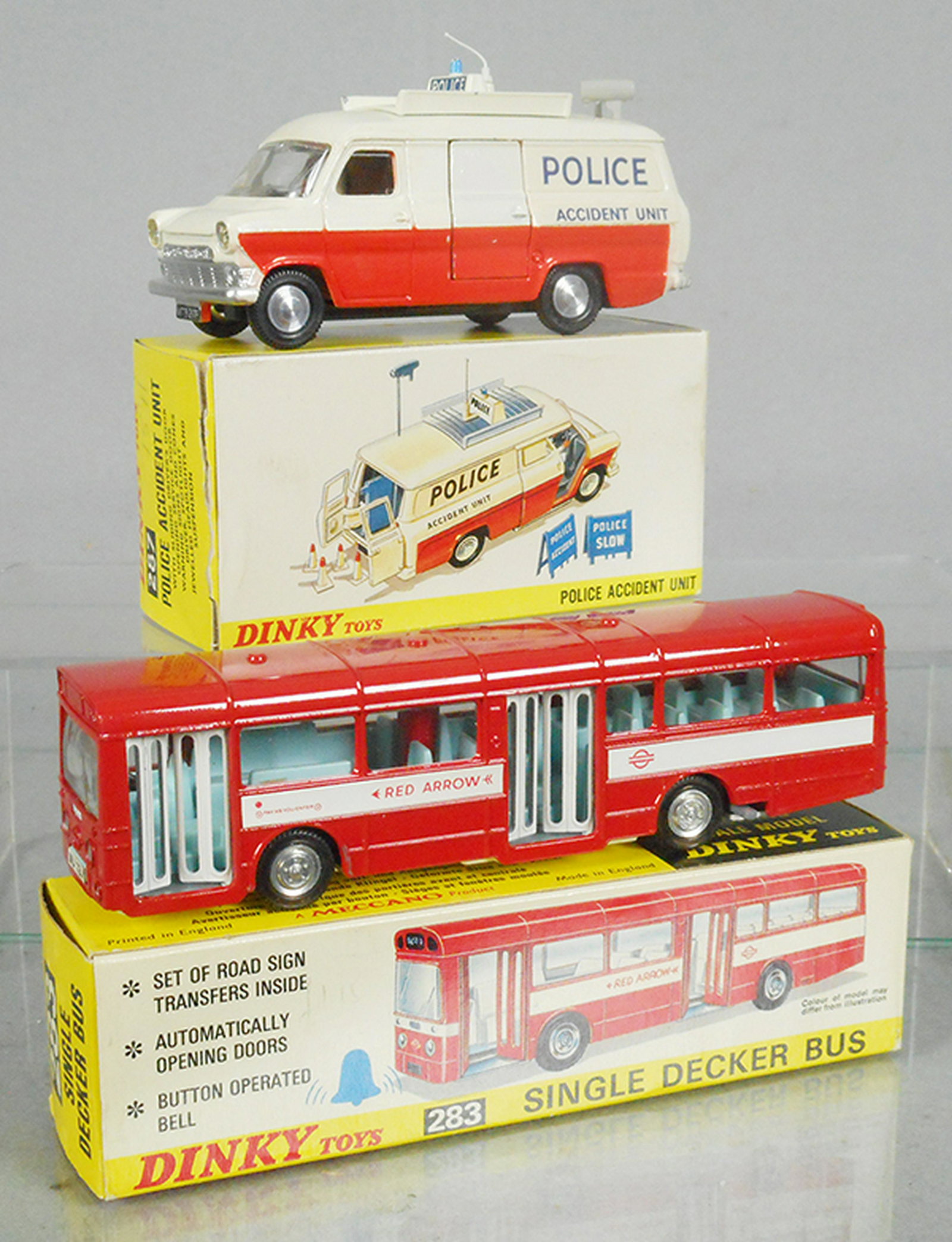 2 DINKY VEHICLES: 287 Police Accident Unit w/accessories, 283 Single Decker Bus, orig boxes, C8-9.