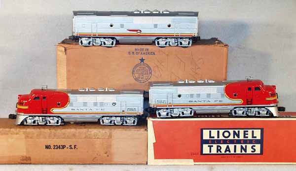 099: LIONEL 2343 SF ABA: some oxi in batt box, minor chipping to nose decals, B unit has 2 replaced porthole lenses, obs & MC for AA, some wear, tape & graffiti, C6-7.