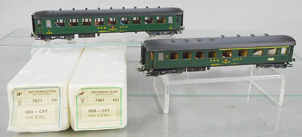 2 METROPOLITAN SWISS COACHES: HO ga, 3-rail, brass painted, 7061 1/2 Class, 7071 2nd Class, both have interiors & lights, orig boxes minor wear, C8-9.