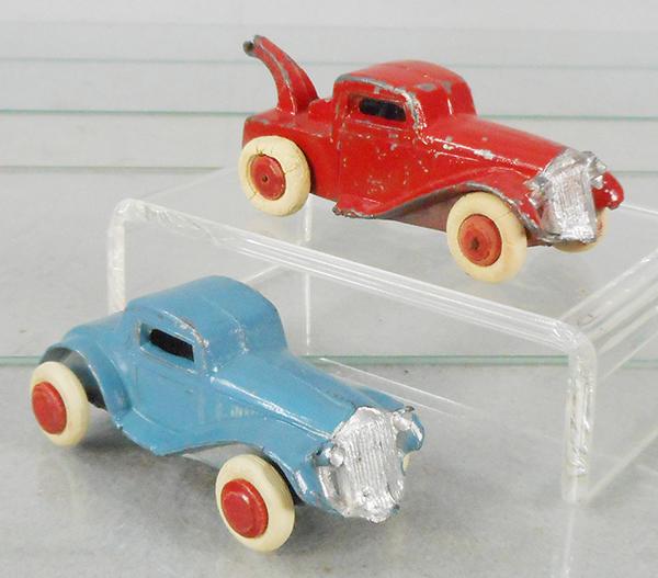 2 SAVOYE AUTOS: SA13 Wrecker, 1 tire flat, SA3 Coupe, C6-8.