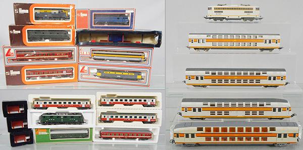 LIMA TRAIN LOT: HO ga, 2-rail, 8025, 8024 & 8027 Benelux locos, 4 coaches, 4 buildings, 20812G & 208023LGP Belgian locos, Playart Swiss passenger set, 20830L Dutch loco, French Train Set containing loco & 4 coaches,