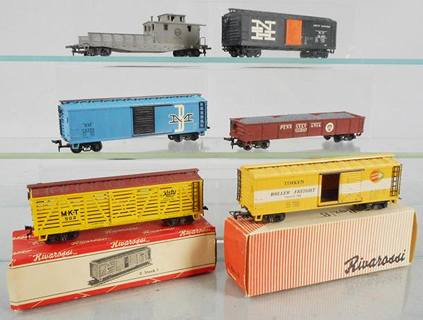 RIVAROSSI US FREIGHT CARS: HO ga, CBox/8 Timken, CStock/1 MKT Katy, NH box car, B&M box car, PA gondola, PRR caboose, orig boxes, 1 incom, C7-9.