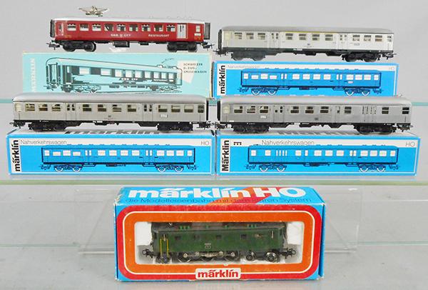 MARKLIN TRAIN SET: HO ga, 3169 loco, 4077 service coach, 4082 & 4083 passenger cars, 4068 Swiss restaurant car, orig boxes minor wear, C8.