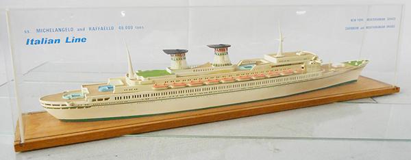 TRAVEL AGENCY OCEANLINER IN CASE: SS Michelangelo, 24 in long, in display case, C8-9.