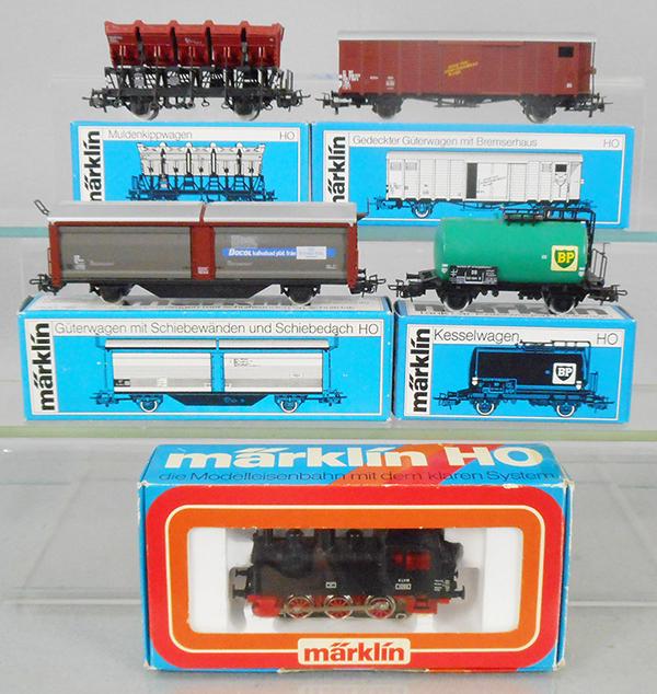 MARKLIN TRAIN SET: HO ga, 3090 tank loco w/freight cars 4729, 4644, 4635, 4698, orig boxes, loco box has some wear, C8-9.