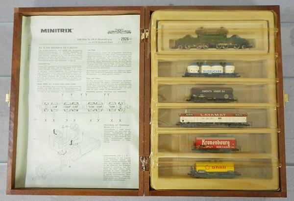 MINITRIX MODEL POWER 0757 KROCKIDILE SET: N ga, Trix green 51 2926 crocodile Be 6/8 III loco w/5 freight cars, in wood orig box, insert yellowed & cracking, C9.