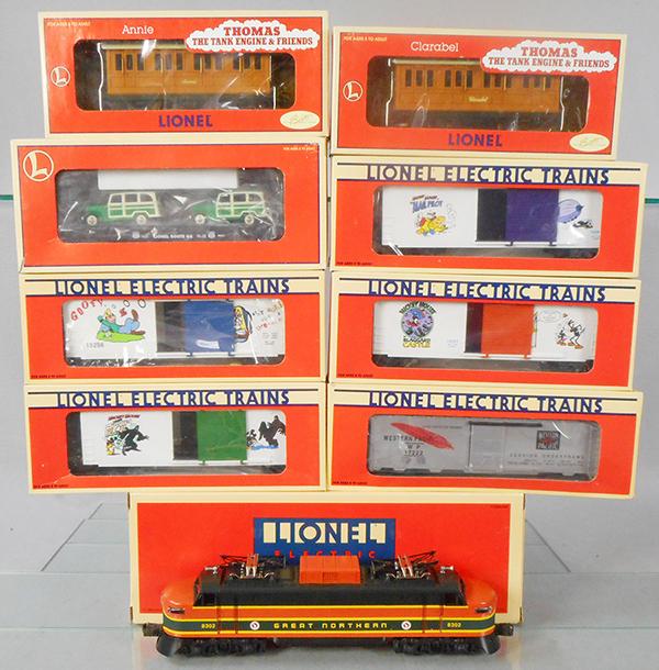 LIONEL TRAIN SET: O ga, 18302 GN electric loco, w/cars 19264, 36001, 19262, 19256, 17222, 15118, 15117, 19261, orig boxes & inserts, C9.
