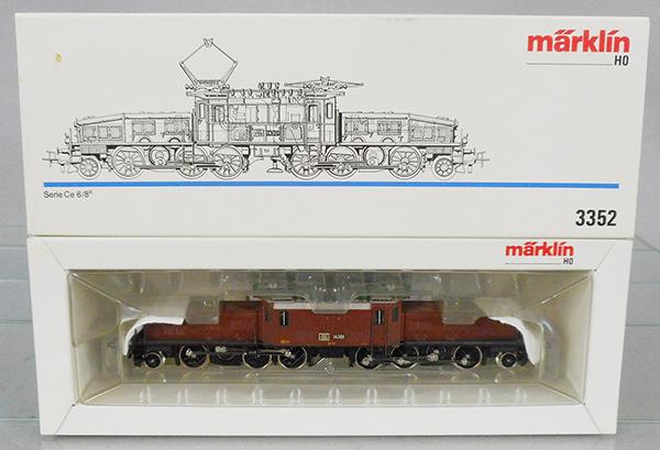MARKLIN 3352 CROCODILE LOCO: HO ga, brown, orig box & insert minor wear, C9-10.