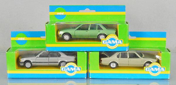 3 MINI GAMA AUTOS: 2 #894 BMW 733i, 893 Opel-Rekord, orig boxes & inserts, C9-10.