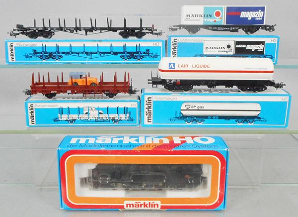 MARKLIN TRAIN SET: HO ga, 3107 SNCF tank loco w/freight cars 4663, 84670, 4749, 4722, orig boxes, car boxes have minor wear, C9-10.