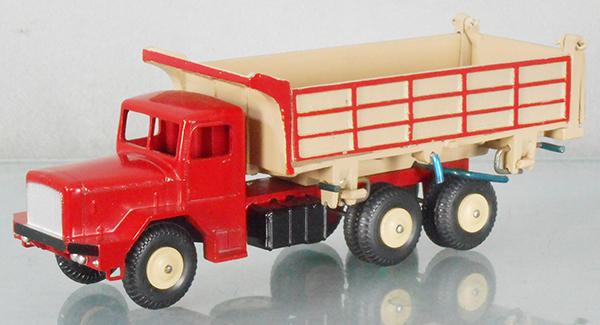 QUIRALU BERLIET GBO DUMP TRUCK: die cast, 8 3/4 in long, C7-8.
