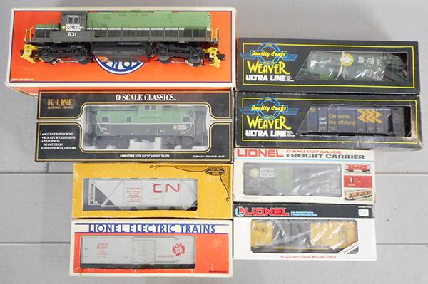 CANADIAN TRAIN SET: O ga, Lionel 18591 & K-Line K613-1411 customized by NVSI to British Columbia Rwy, Lionel 19239 box car, 5719 reefer, 6103 hopper, 9425 box car, Weaver 8619 & 40870 hoppers, orig boxes & inserts worn,