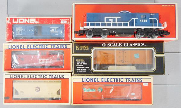 LIONEL GRAND TRUNK TRAIN SET: O ga, 28821 GP7 loco w/horn, w/freight cars 17005, 9764, 17309, 16554, K-Line K7612, orig boxes & inserts minor wear, C7-8.