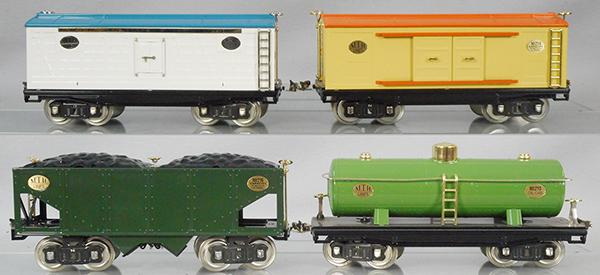 4 MTH/LIONEL FREIGHT CARS: std ga, 10-206 #214R reefer, 10-202 #214 box car, 10-1053 #216 hopper, 10-1051 #215 tank, orig boxes & inserts, C9.