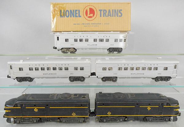 LIONEL TRAIN SET: O ga, 2032 Alco AA diesels, 2 #2421 Maplewood coaches, 2423 Hillside obsv, w/master carton for locos, minor wear, no inserts, C6.