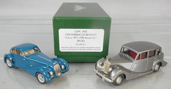 2 LANSDOWNE MODELS AUTOS (1 of 1)