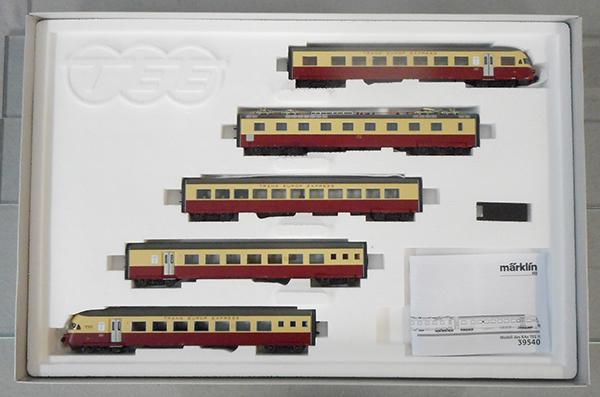 MARKLIN 39540 TEE TRAIN SET (1 of 2)