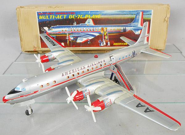american airlines toy plane