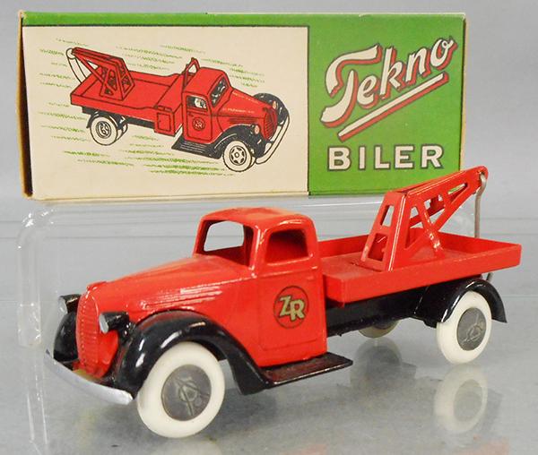 TEKNO 481 FORD TOW TRUCK (1 of 2)