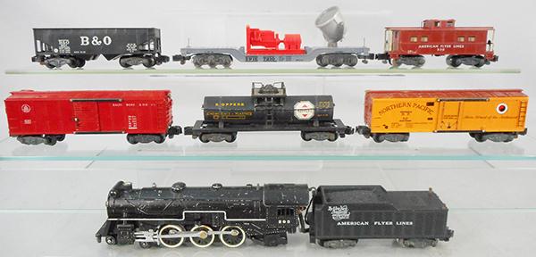 AMERICAN FLYER TRAIN SET: S ga, 293 Pacific loco & tender, 1st version, 633 box car, 912 Koppers tank, labels worn, 947 Northern Pacific, 801 B&O hopper, 946 searchlight, missing both brakewheels, 930 caboose, C5-6.