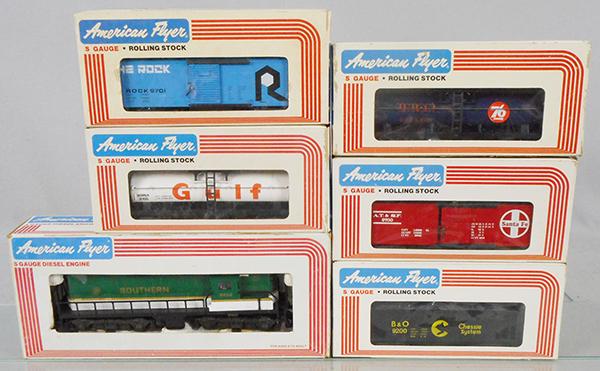 AMERICAN FLYER FREIGHT TRAIN SET: S ga, 8458 Southern GP9 diesel, w/freight cars 9700, 9101, 9200, 9701, 9100, orig boxes & inserts minor wear, C8-9.