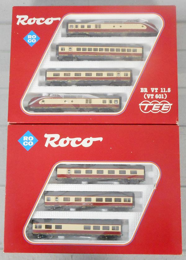 ROCO VT 601 TEE TRAIN SET: HO ga, 2-rail, 04183A 4-car powered set, 04070A 3-car add-on set, orig boxes & inserts, C9.