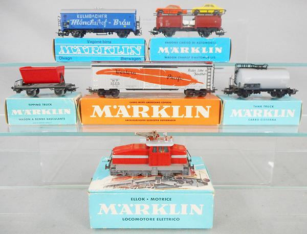 MARKLIN TRAIN SET: HO ga, 3044 loco w/freight cars 4513 gondola, 4571 WP box car, 4642 VTG tank, 4660 beer car, 4613 auto transport w/4 autos, orig boxes minor wear, C8.