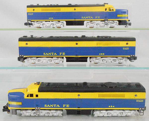AMERICAN FLYER SANTA FE ALCO SET: S ga, 484 twin motor A unit, 485 B unit w/horn & diesel roar, 486 dummy A, 2 drive pins in each step, w/loco wraps, C7-8.