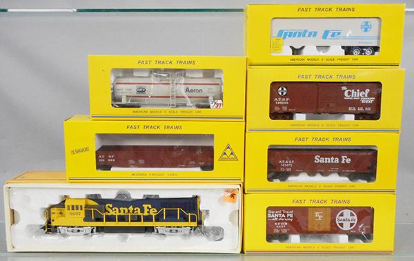 AMERICAN MODELS SANTA FE TRAIN SET: S ga 6607 U2508 SF loco w/Hi-Rail, 419 gondola, 3408 hopper, 1115 box car, 210 box car, T-6 semi trailer, orig boxes & inserts, C8-9.