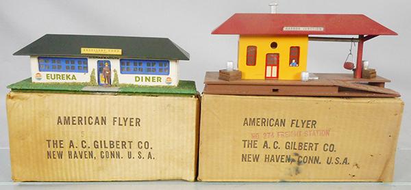 2 AMERICAN FLYER ACCESSORIES: S ga, 275 Eureka Diner, missing chimney, 274 Harbor Junction Freight Station, missing paste on sign above door, orig boxes, 1 worn, C7-8.