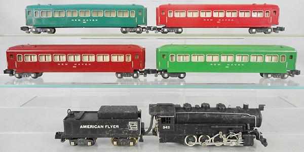 AMERICAN FLYER TRAIN SET: S ga, 342 switcher loco w/smoke & choo choo, 4 #650 New Haven Pullmans, all are different colors, set has conversion couplers, C6-7.