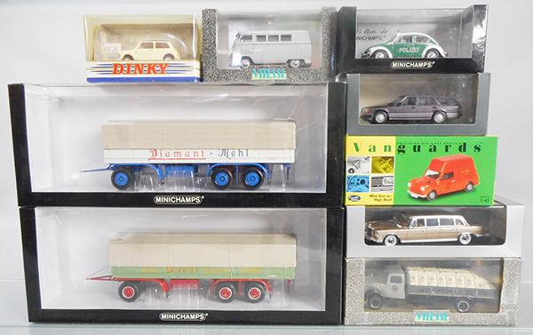 9 EUROPEAN DIE CAST VEHICLES: Dinky DY-21 Mini Cooper, Mini Champs 430055190 VW, 439161094 Kaessbohrer, 439161095 Kaessbohrer, Vanguard VA01417 Mini Van, Vitesse 434 Mack B-Series, 5621 Kombi VW, B6 600 5704 Mercedes, 6080072 Merc