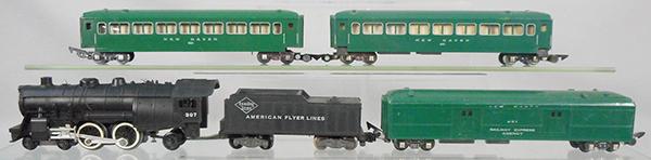 AMERICAN FLYER TRAIN SET: S ga, Atlantic loco & tender, 651 baggage, 2 #650 New Haven Pullmans, C6-7.