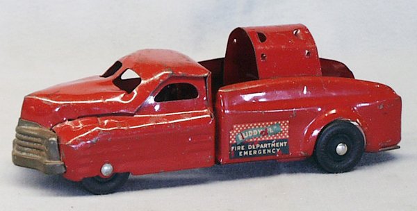 BUDDY L 5331 FIRE DEPT EMERGENCY TRUCK
