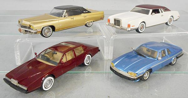 4 WESTERN MODELS (1 of 1)