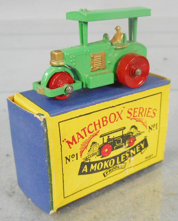 MATCHBOX 1A1 DIESEL ROAD ROLLER (1 of 2)