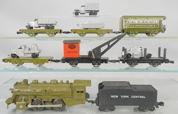 MARX 4045 ARMY TRAIN SET (1 of 2)